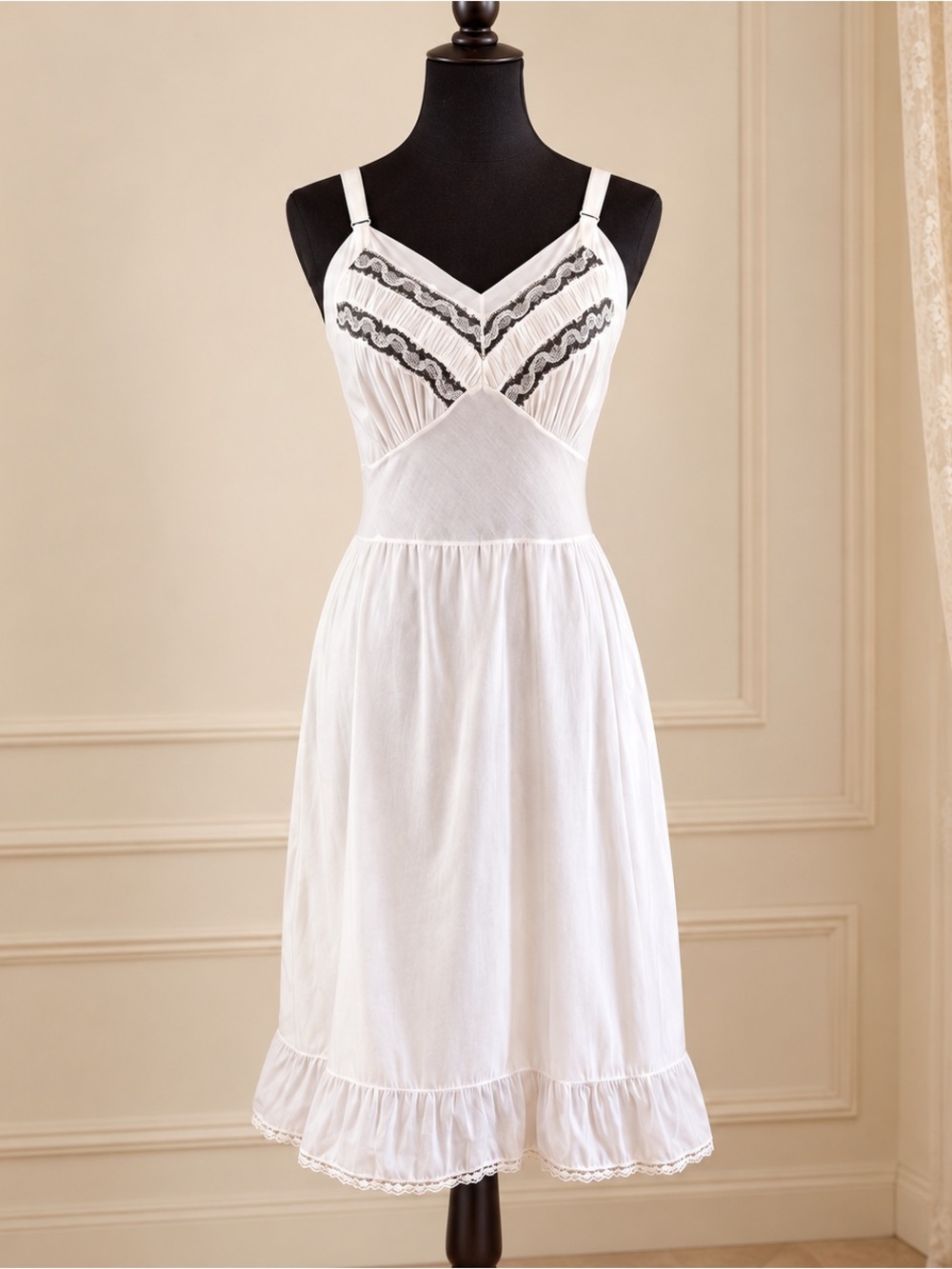 Vintage Penney's Adonna 60s Dacron Nylon Full Slip Chevron Lace Ruffle Hem 36